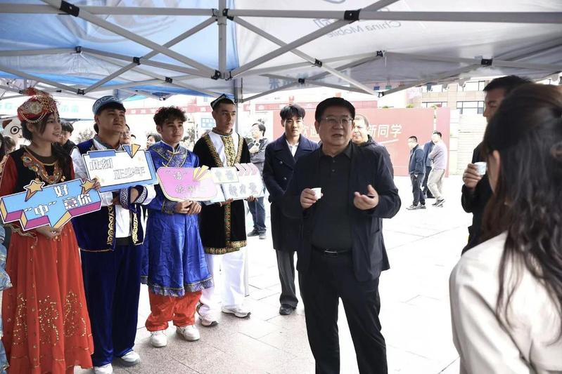 秋风遇新友|与中国语言文学与艺...
