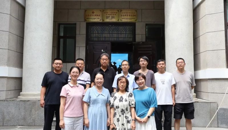 青春不散场——中国语言文学与艺...