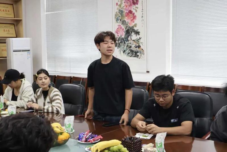 月满中秋，情聚校园|中语学院开...